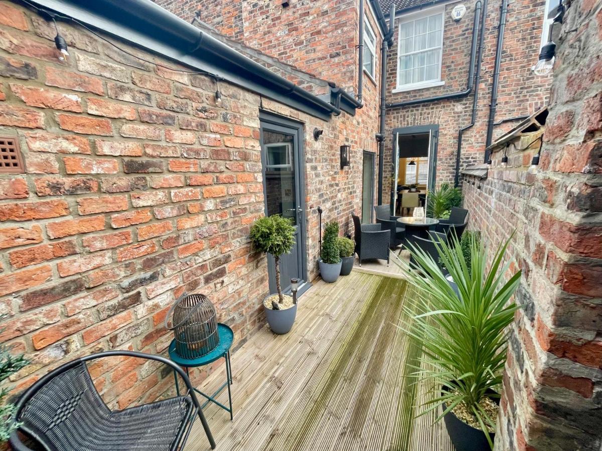 Stay At No 4 York Centre Exterior photo